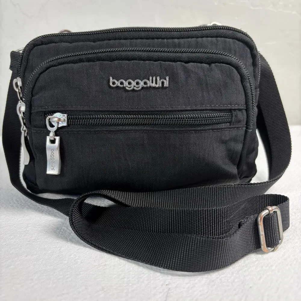 Baggallini Triple Zip Bagg Black Nylon Crossbody Travel Organizer Adjustable